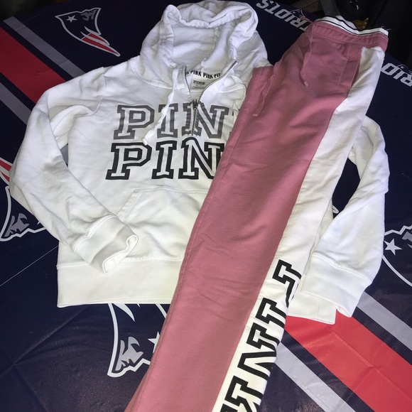🤩SOLD🤩 VICTORIA SECRET PINK LOT - Picture 3 of 8